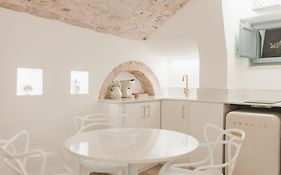 Dimore Bianche Santa Lucia 17